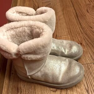 Girls Ugg boots